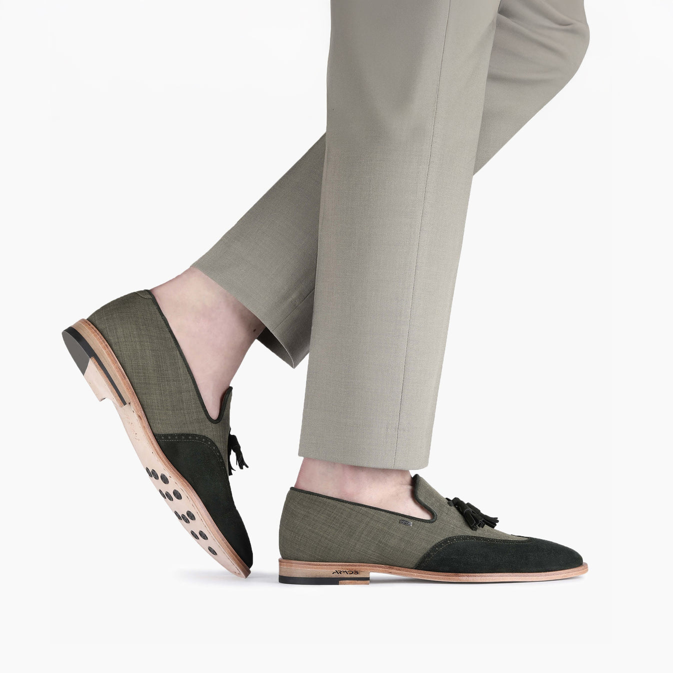 Կանաչ ծպքերով լոֆեր