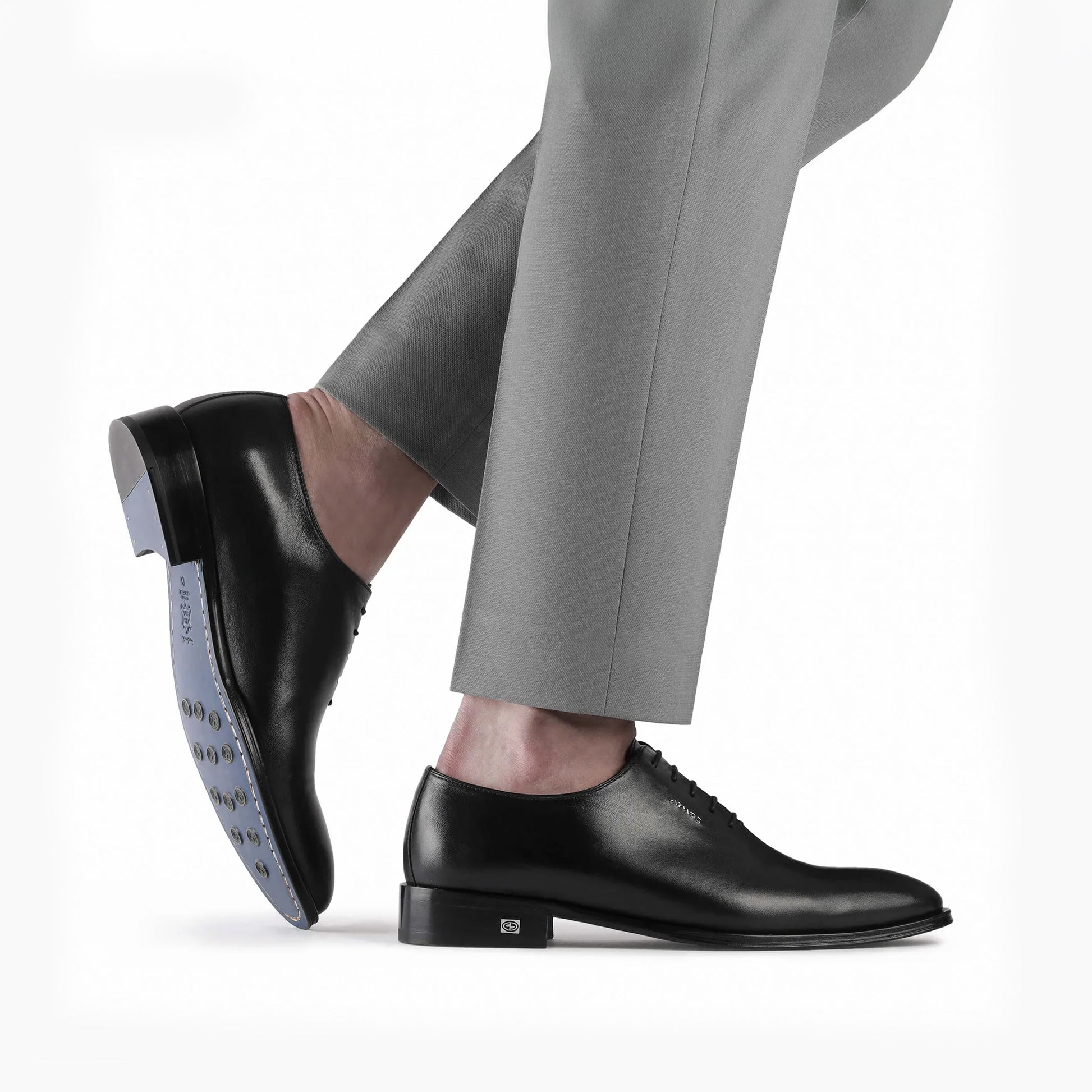 Սև դասական օքսֆորդներ