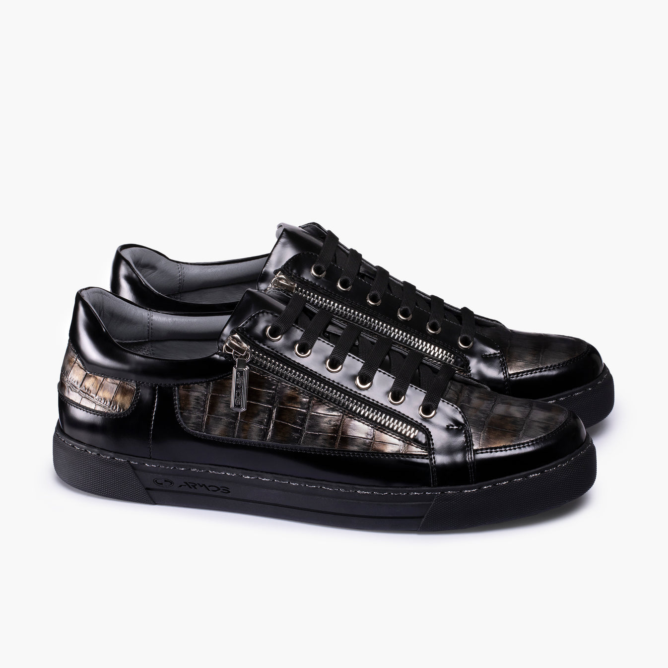 Կաշվե սպորտային կոշիկներ