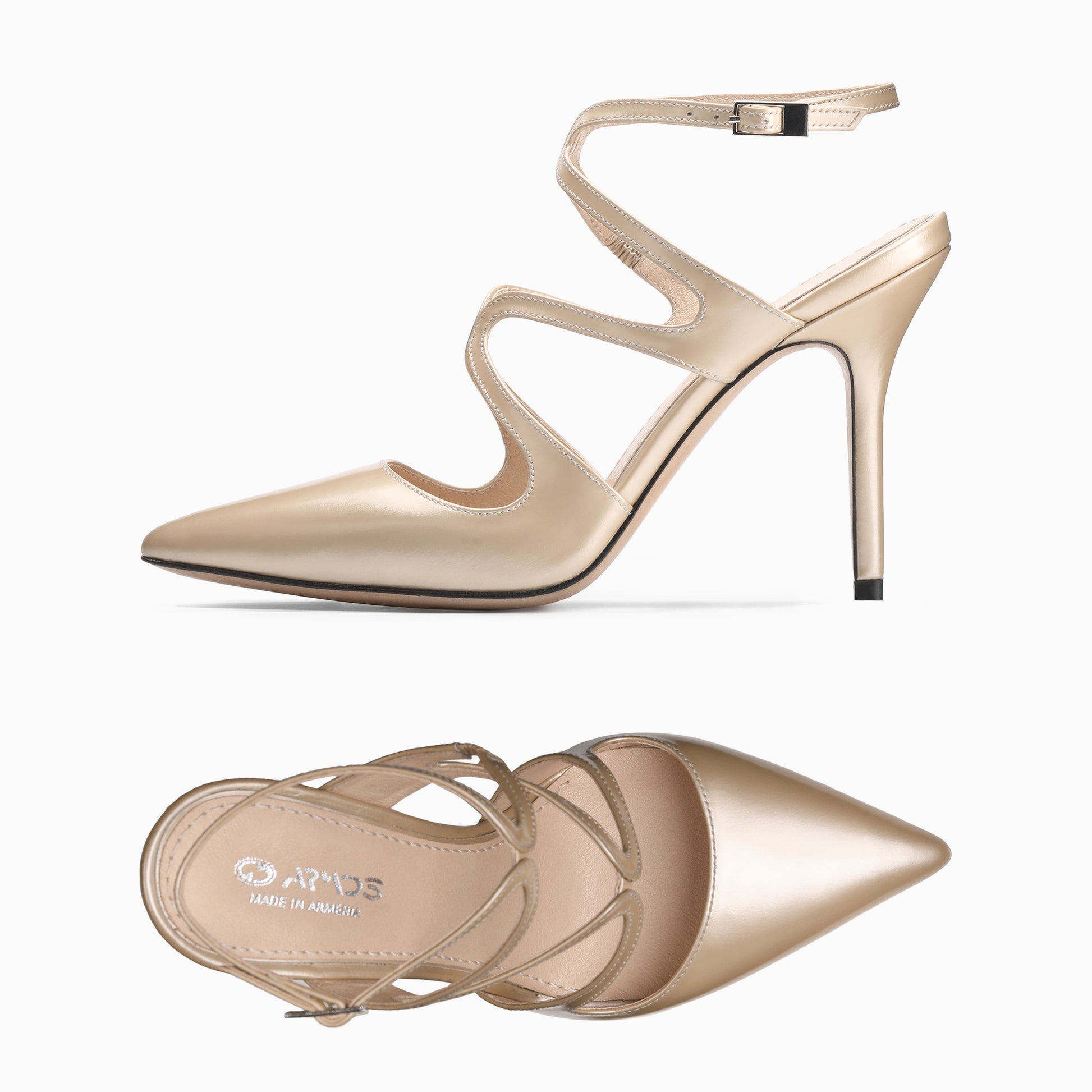 Յուրահատուկ կաթնագույն կոշիկներ