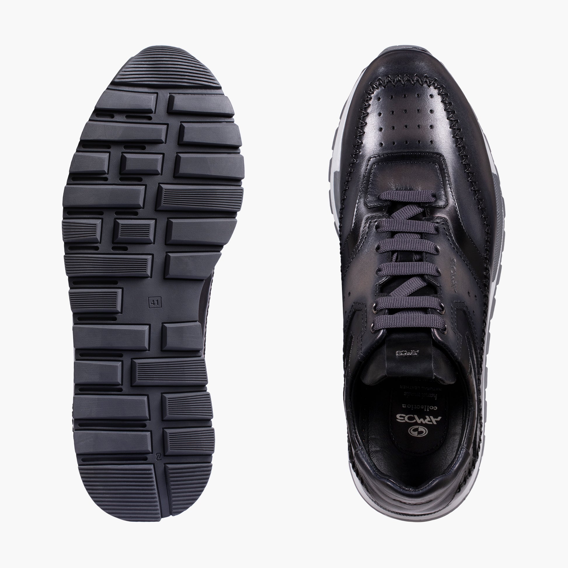 Մուգ մոխրագույն սպորտայիններ