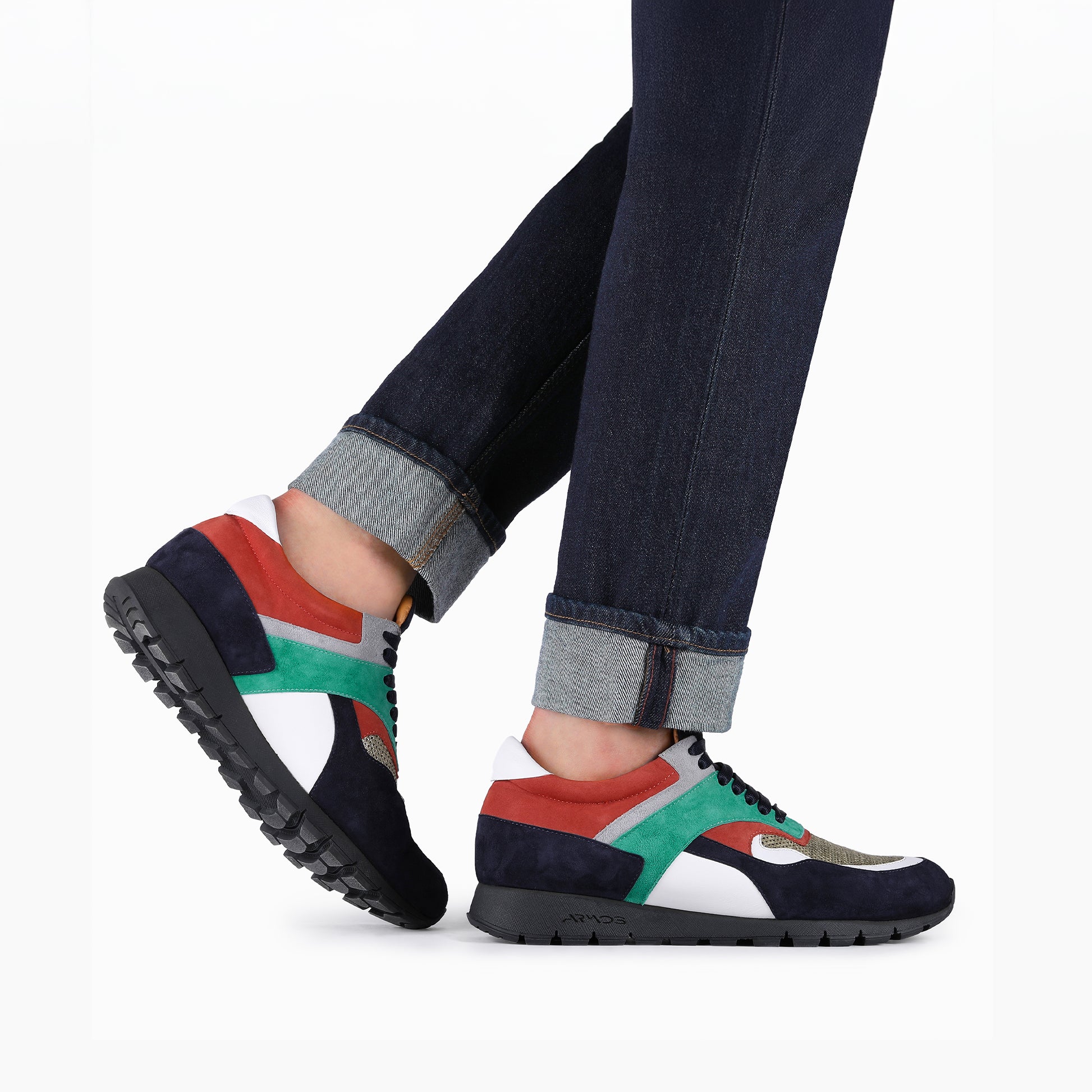 Բազմագույն սպորտայիններ