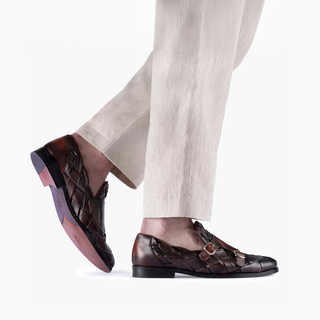 Շագանակագույն հյուսված մոնկեր