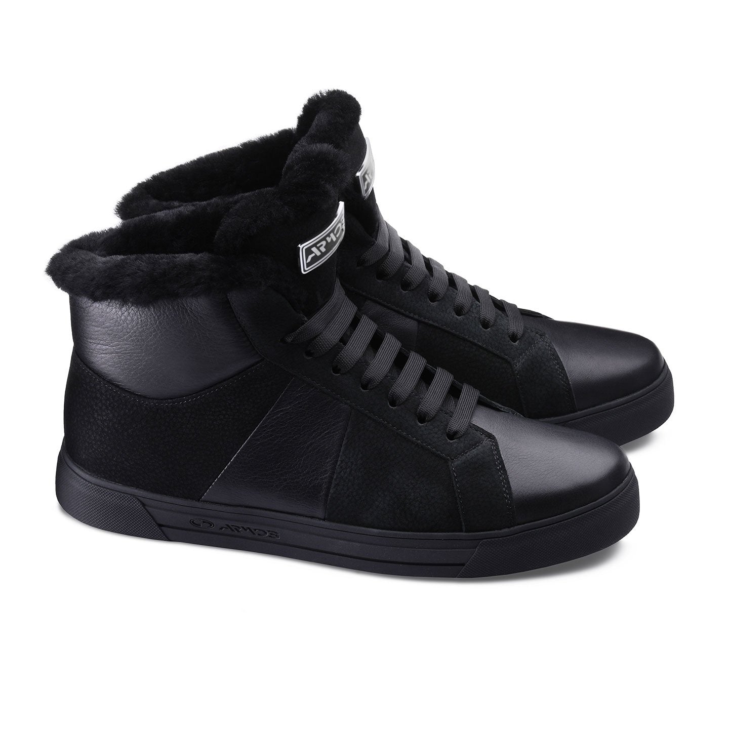 Մորթիով կիսաճտքավորներ