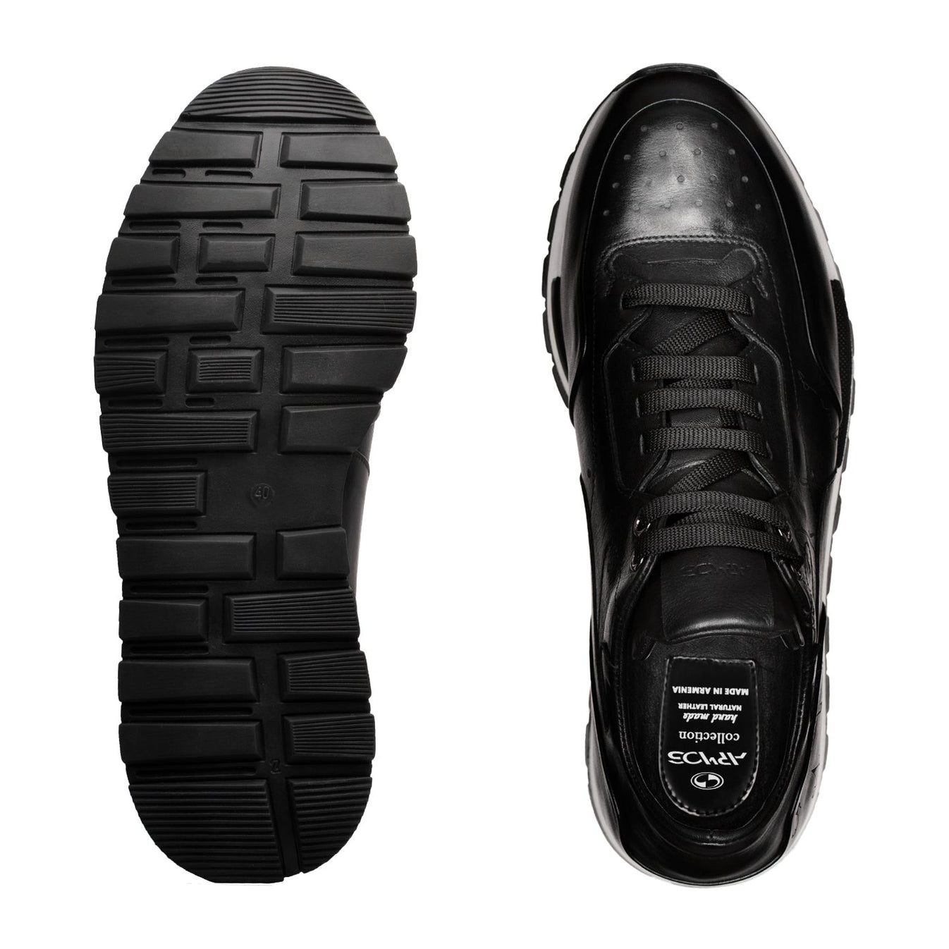 Սև կաշվե կոշիկներ