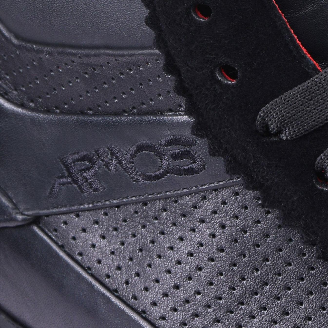 Ծակոտկեն կիսաճտքավորներ