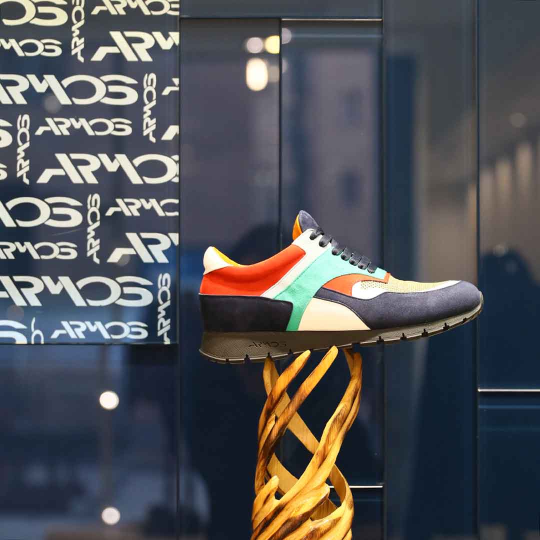 Բազմագույն սպորտայիններ