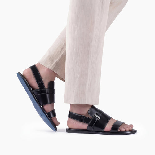 Սև կաշվե սանդալ