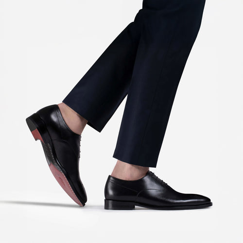 Սև օքսֆորդներ բնական կաշվից