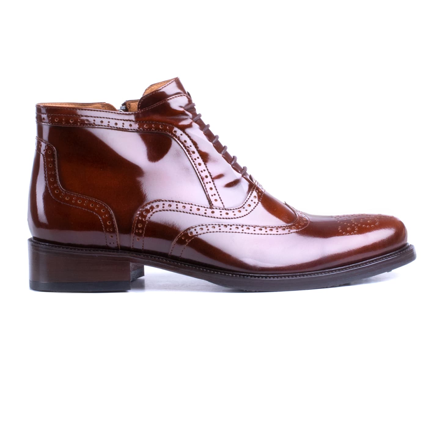 Lacquered brogues