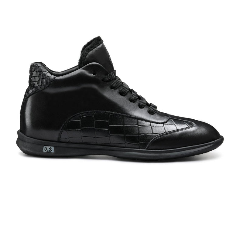 Սև սպորտային կոշիկներ կոկորդիլոսի պրինտով